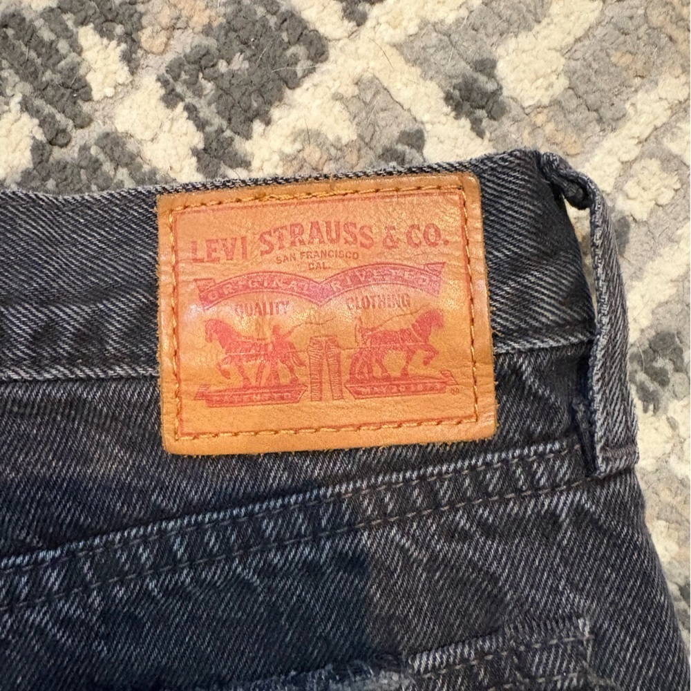 Levi’s Black High Rise Button Fly Distressed Jeans Size 27 Cotton - Picture 7 of 12